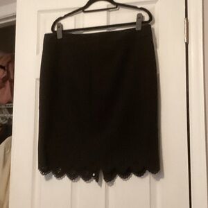 Ann Taylor Black Pencil Skirt with Scalloped Hem.Lined.
